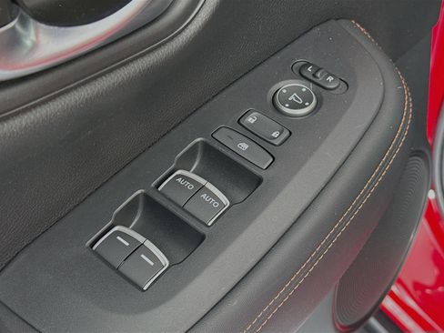 Certified 2024 Honda HR-V Sport image 17