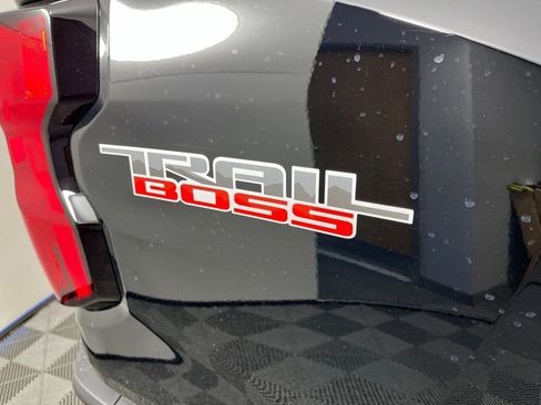 New 2026 Chevrolet Colorado Trail Boss AWD/4WD image 10