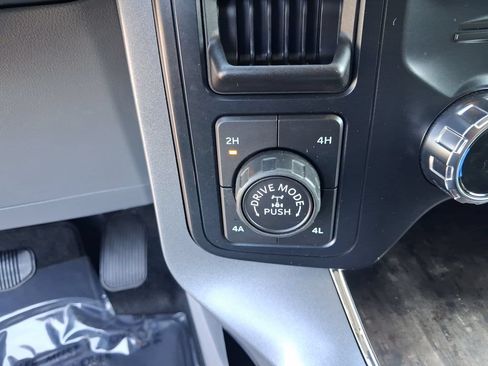 Used 2023 Ford F150 Lariat w/ Bed Utility Package AWD/4WD image 17