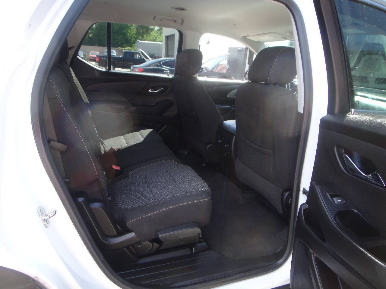 Used 2018 Chevrolet Traverse LT AWD/4WD image 13