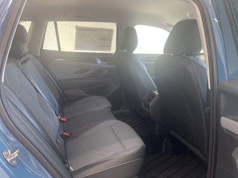 New 2026 Volkswagen Tiguan SE image 37