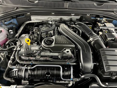 Used 2025 Volkswagen Jetta S image 32