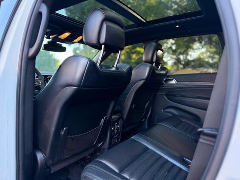 Used 2019 Jeep Grand Cherokee Limited X RWD image 11
