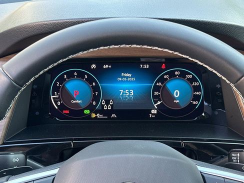 New 2026 Volkswagen Atlas SE image 24