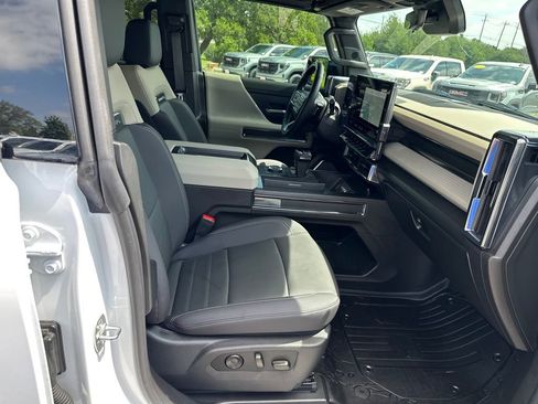 Used 2026 GMC Hummer EV 4x4 Crew Cab image 37