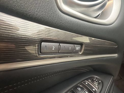 Used 2017 INFINITI QX60 Luxe AWD/4WD image 13