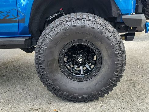 Used 2022 Ford Bronco Wildtrak AWD/4WD image 5