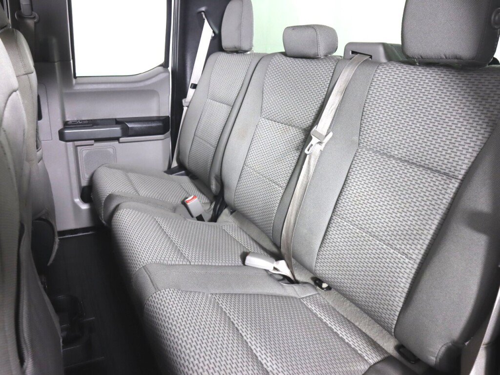 Used 2016 Ford F150 XLT AWD/4WD image 29
