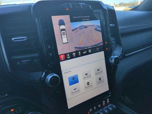 Used 2024 RAM 1500 Limited image 15