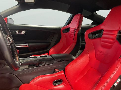 Used 2021 Ford Mustang GT w/ GT Performance Package RWD image 10