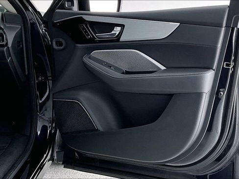 Certified 2023 Acura MDX SH-AWD w/ Technology Package image 23