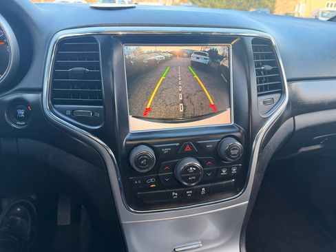 Used 2015 Jeep Grand Cherokee Altitude image 28