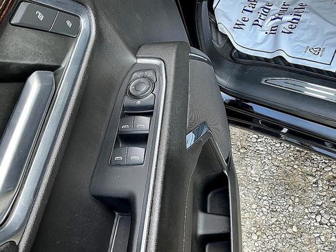 Used 2023 GMC Sierra 1500 Elevation image 14