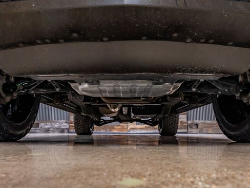 Used 2025 Cadillac Escalade ESV Sport Platinum image 15