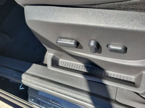 Used 2016 Ford C-MAX SEL w/ Equipment Group 302A FWD image 25