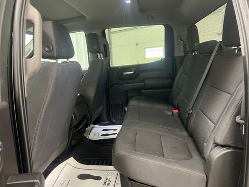 Used 2020 Chevrolet Silverado 1500 Custom w/ Custom Value Package image 13
