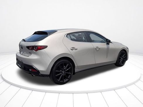 Used 2024 MAZDA MAZDA3 s FWD image 3
