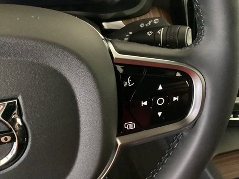 New 2026 Volvo V60 B5 Cross Country Plus w/ Climate Package image 31