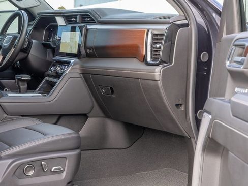 Used 2024 GMC Sierra 1500 Denali w/ Denali Reserve Package image 20