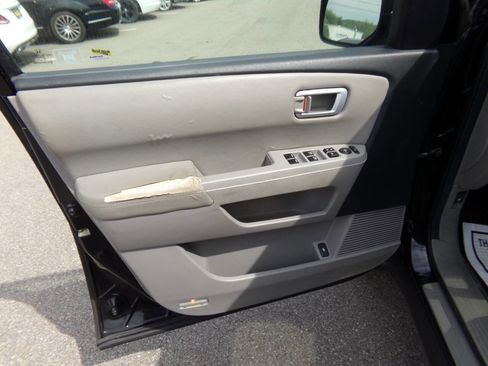 Used 2010 Honda Pilot EX-L image 12