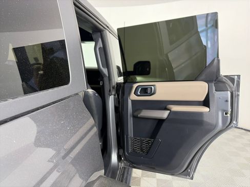 Used 2023 Ford Bronco Wildtrak AWD/4WD image 30