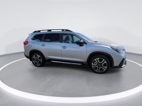 Certified 2025 Subaru Ascent Limited AWD/4WD image 9