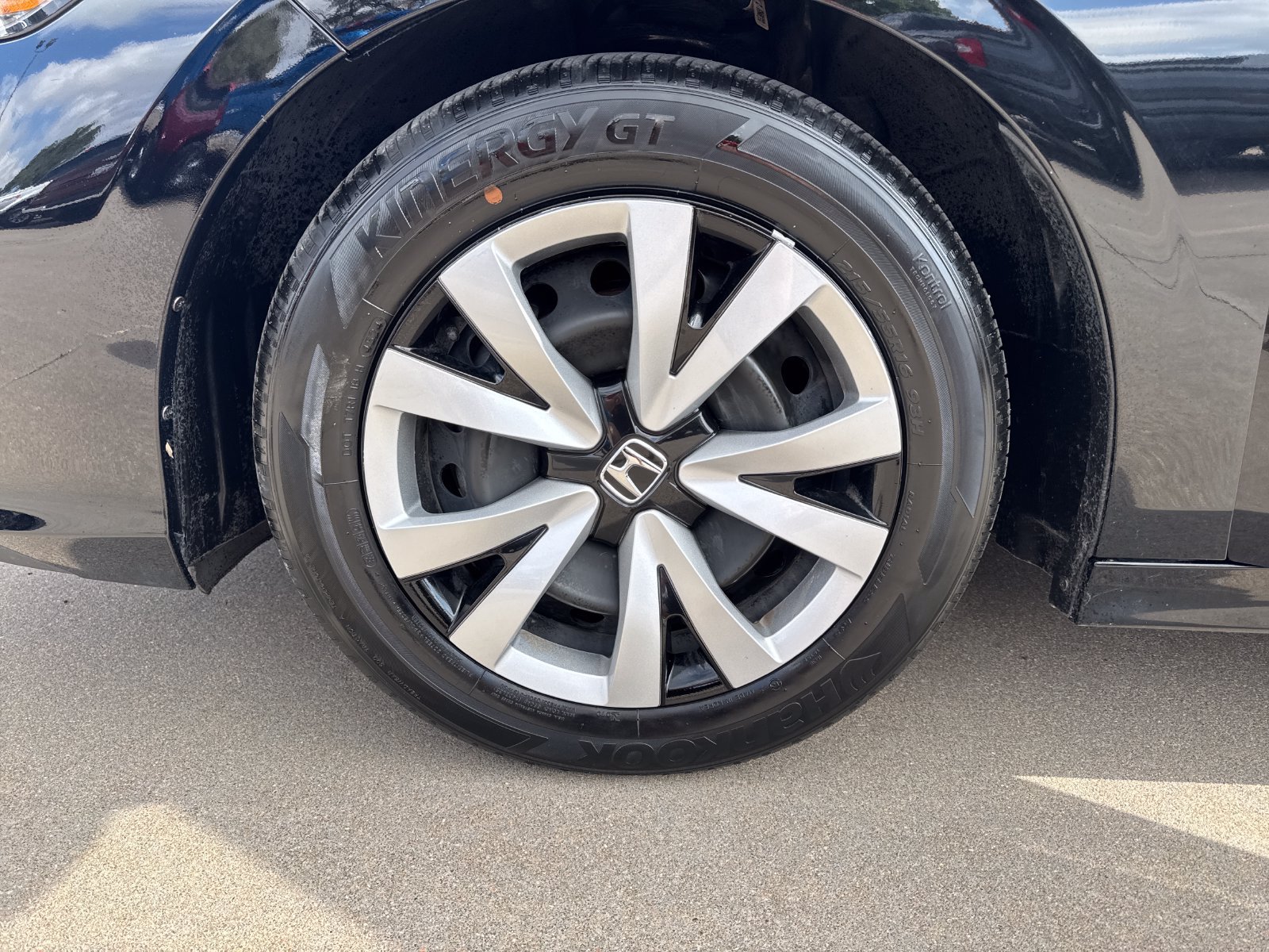 Used 2025 Honda Civic LX image 28