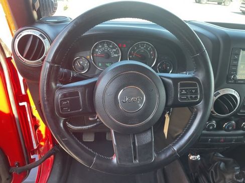 Used 2015 Jeep Wrangler Unlimited Sahara w/ Max Tow Package image 20