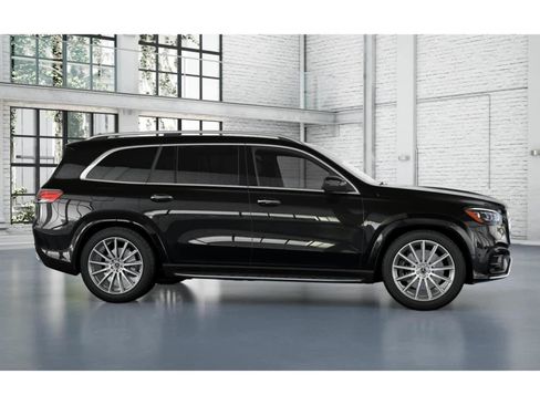 New 2026 Mercedes-Benz GLS 580 4MATIC image 14