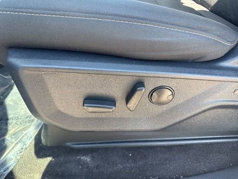 Used 2022 Ford F150 XLT w/ Equipment Group 302A High image 28