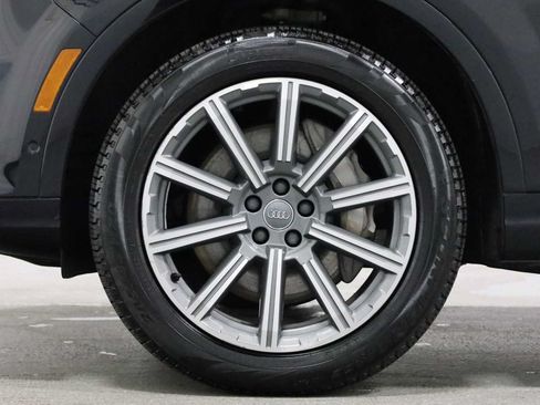 Used 2019 Audi Q7 3.0T Premium Plus AWD/4WD image 38