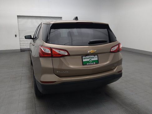 Used 2019 Chevrolet Equinox LS w/ LS Convenience Package AWD/4WD image 6