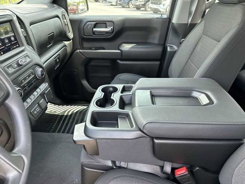 Certified 2025 Chevrolet Silverado 1500 Custom RWD image 11