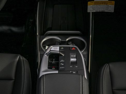 New 2026 BMW X1 xDrive28i w/ Technology Package image 10