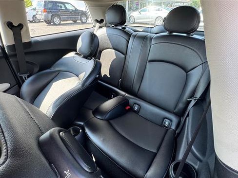 Used 2014 MINI Cooper 2-Door Hardtop FWD image 32