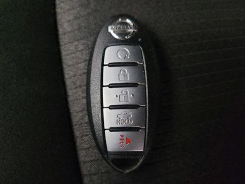 Used 2021 Nissan Altima 2.5 SV w/ SV Premium Package AWD/4WD image 32