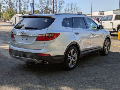 Used 2015 Hyundai Santa Fe GLS w/ Option Group 02 FWD image 7
