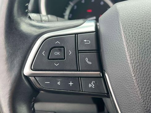 Used 2021 Toyota Highlander XSE image 22