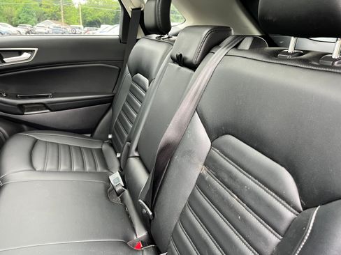 Used 2020 Ford Edge SEL w/ Convenience Package AWD/4WD image 13