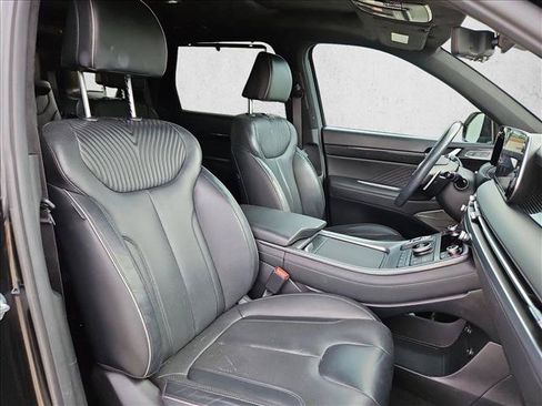 Used 2024 Hyundai Palisade Calligraphy FWD image 17