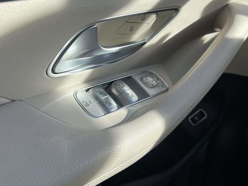 Certified 2022 Mercedes-Benz GLS 450 4MATIC image 31