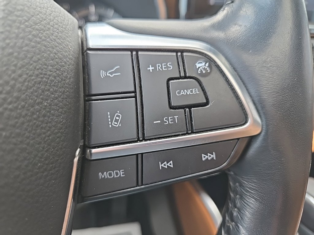 Used 2021 Toyota Highlander Platinum AWD/4WD image 46