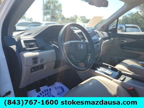 Used 2016 Honda Pilot Touring image 15