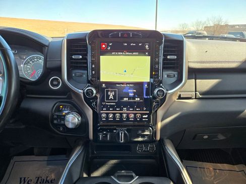 Used 2021 RAM 1500 Laramie image 19