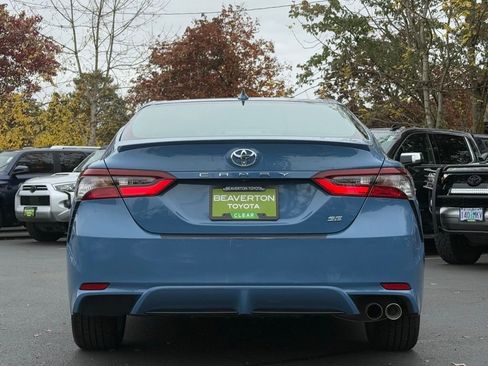 Used 2024 Toyota Camry SE w/ Cold Weather Package image 4