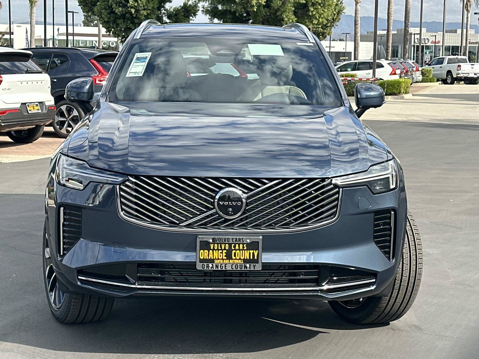 Used 2026 Volvo XC90 B6 Plus w/ Protection Package Premier AWD/4WD image 2
