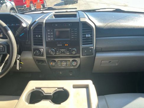 Used 2019 Ford F250 XL w/ Power Equipment Group image 20