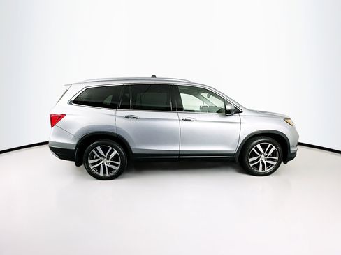 Used 2017 Honda Pilot Elite image 10