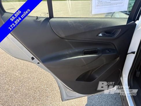 Used 2019 Chevrolet Equinox LT w/ Driver Convenience Package FWD image 26