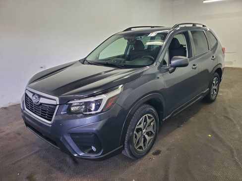 Used 2021 Subaru Forester Premium AWD/4WD image 1